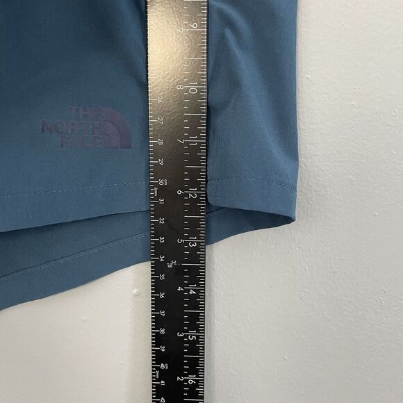 The North Face Shorts Womens XXL Blue Active Lightweight Pockets Workout Running - Picture 5 of 11